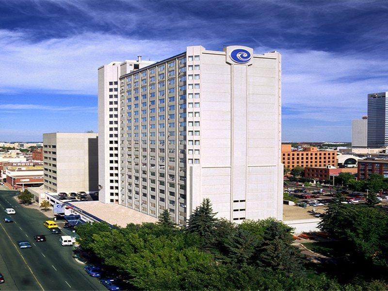Coast Edmonton Plaza Hotel By Apa Екстер'єр фото
