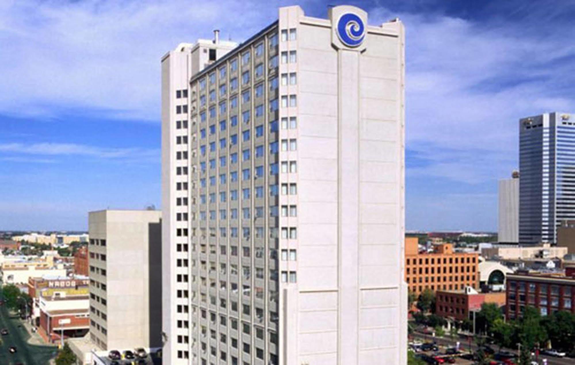 Coast Edmonton Plaza Hotel By Apa Екстер'єр фото